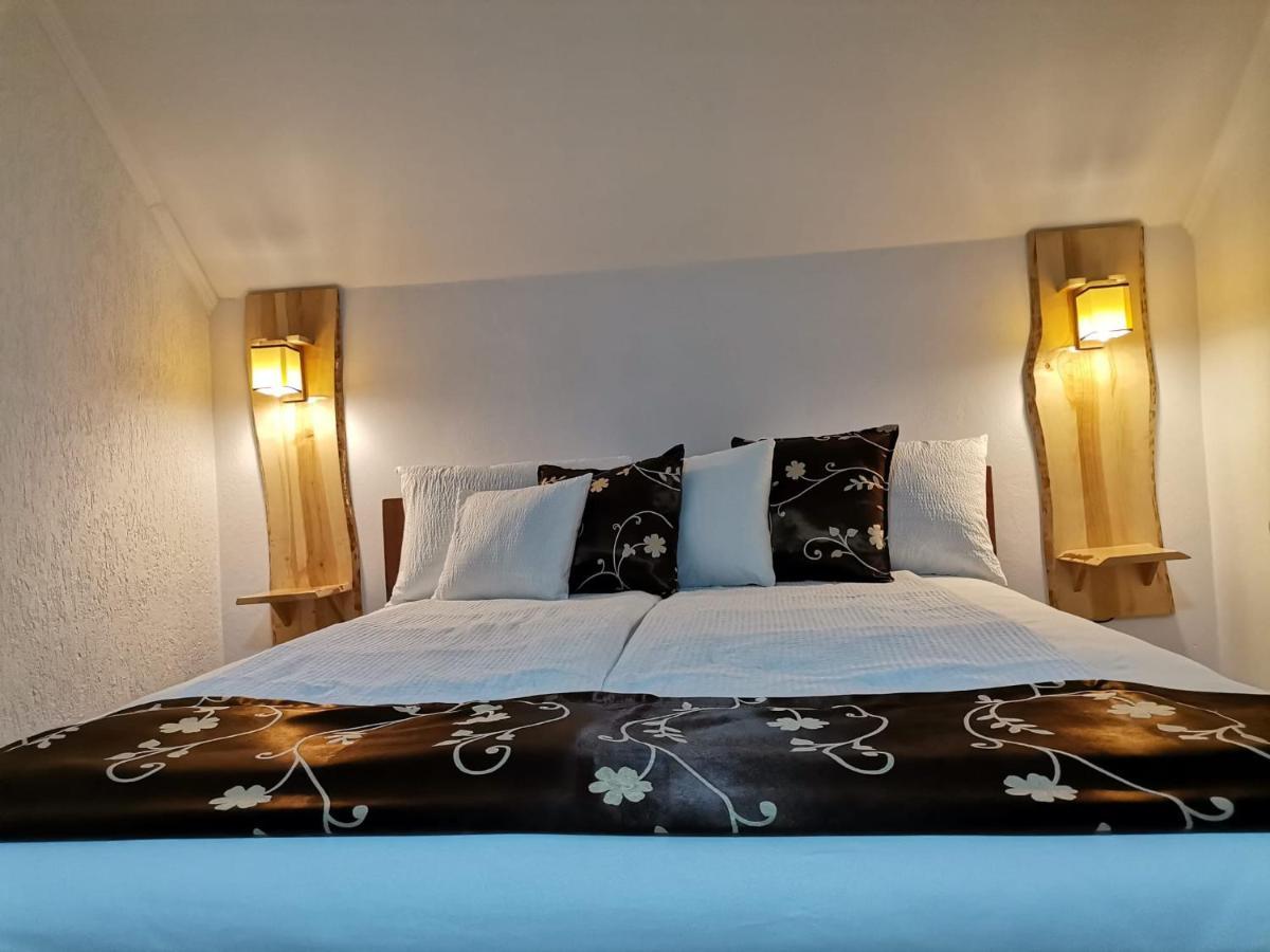 Dio Vendeghaz Hotel Прайд Екстериор снимка