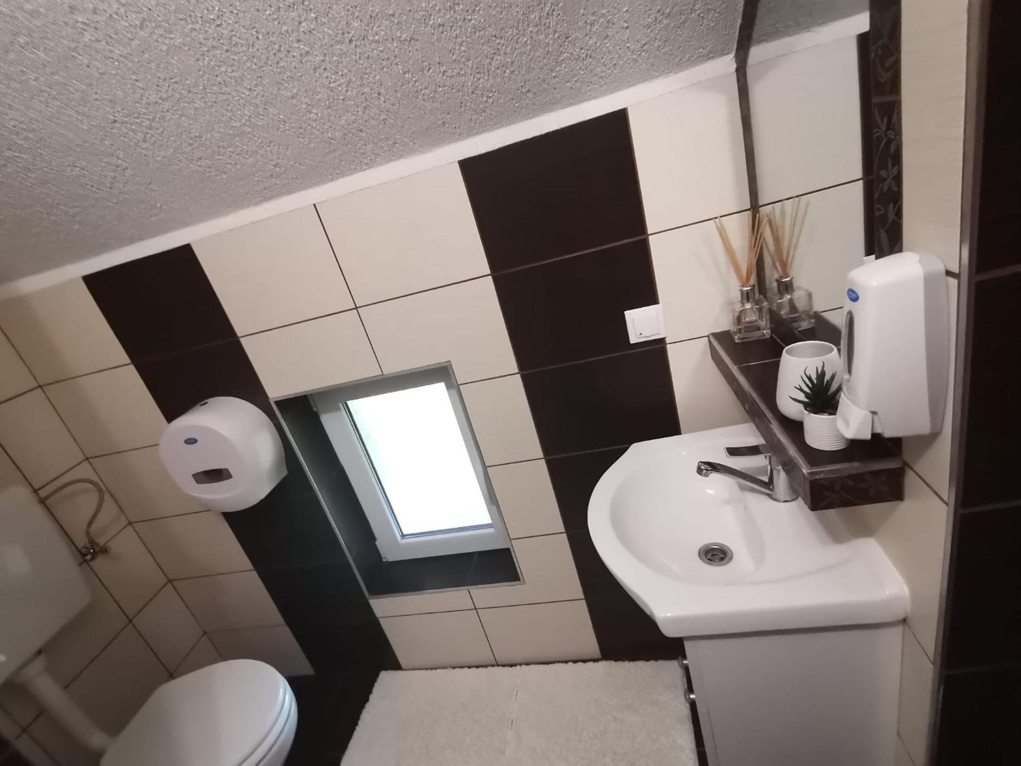 Dio Vendeghaz Hotel Прайд Екстериор снимка
