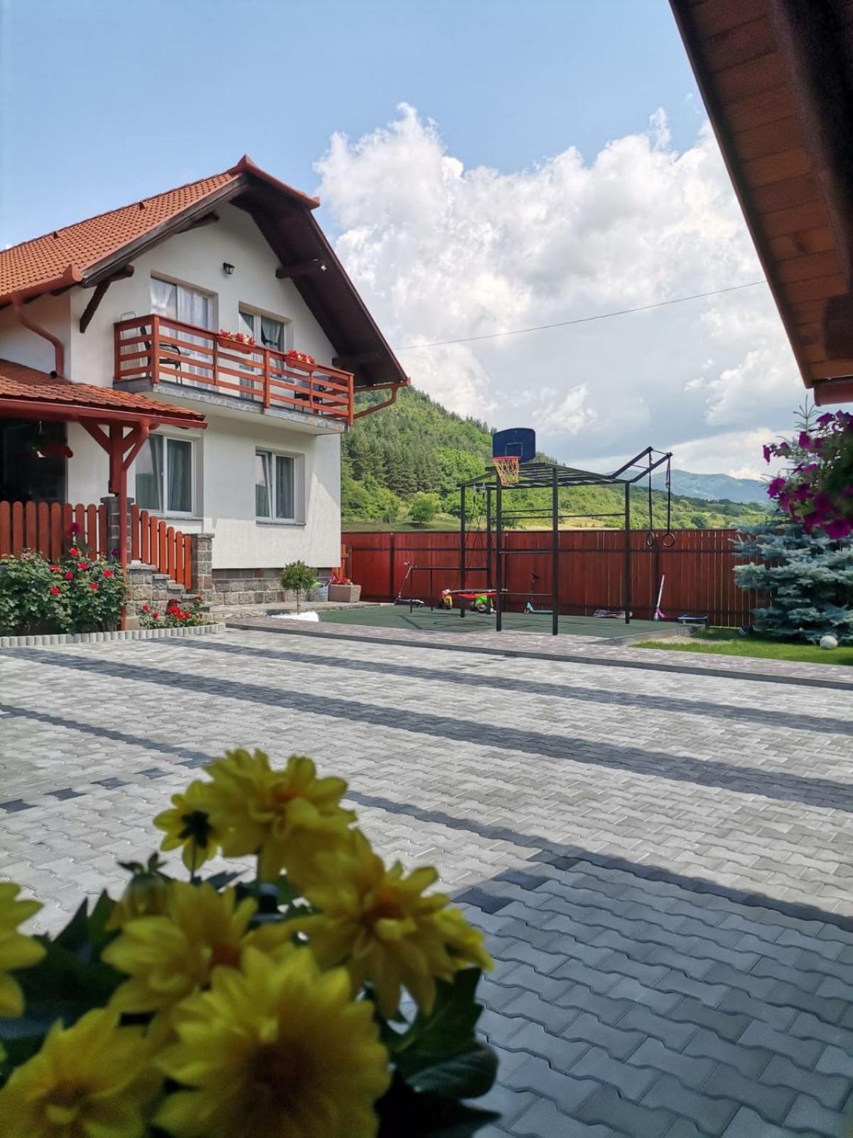 Dio Vendeghaz Hotel Прайд Екстериор снимка